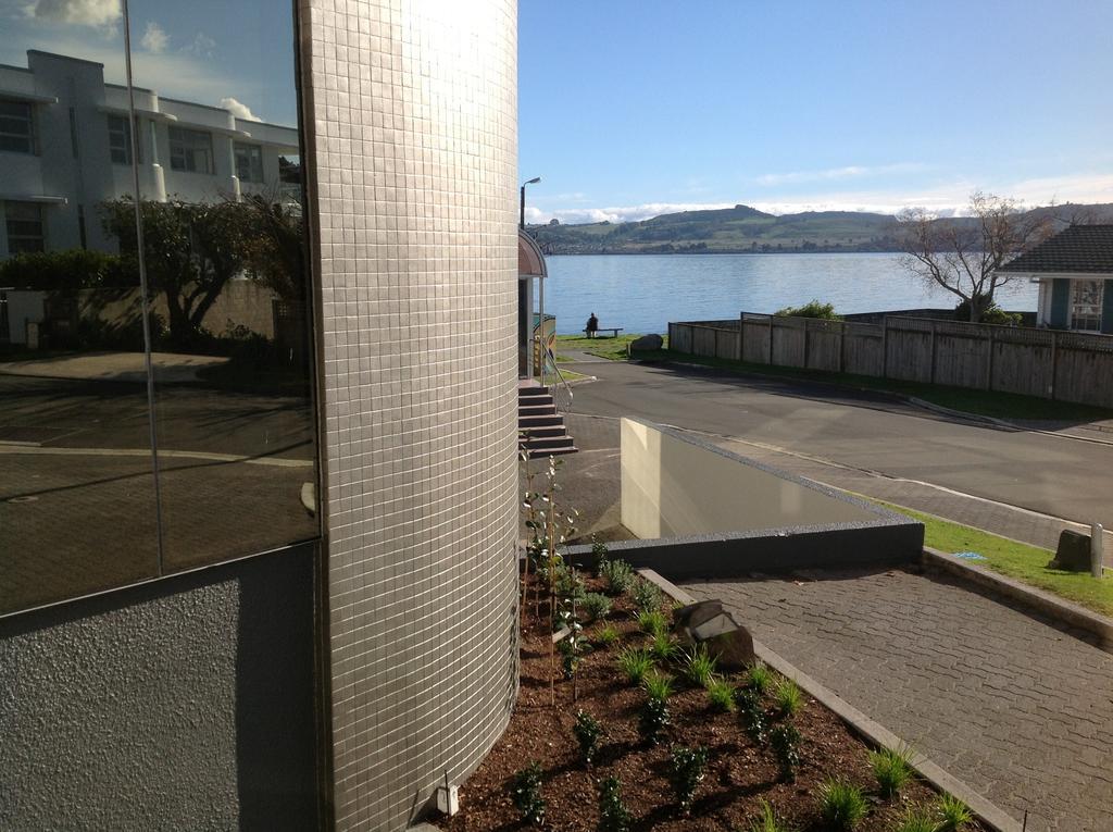 The Cove- On The Lake Taupo Ngoại thất bức ảnh